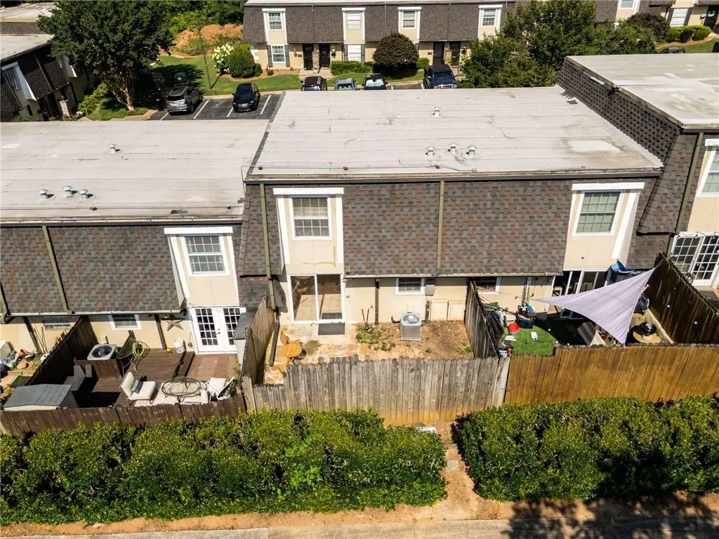 6404 Park Avenue Ne Unit D4, Atlanta, Georgia 30342, 2 Bedrooms Bedrooms, ,1 BathroomBathrooms,Residential,For Sale,6404 Park Avenue Ne Unit D4,7612804