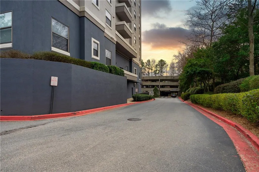 795 Hammond Drive Unit 1203, Atlanta, Georgia 30328, 1 Bedroom Bedrooms, ,1 BathroomBathrooms,Residential,Sold,795 Hammond Drive Unit 1203,6757449