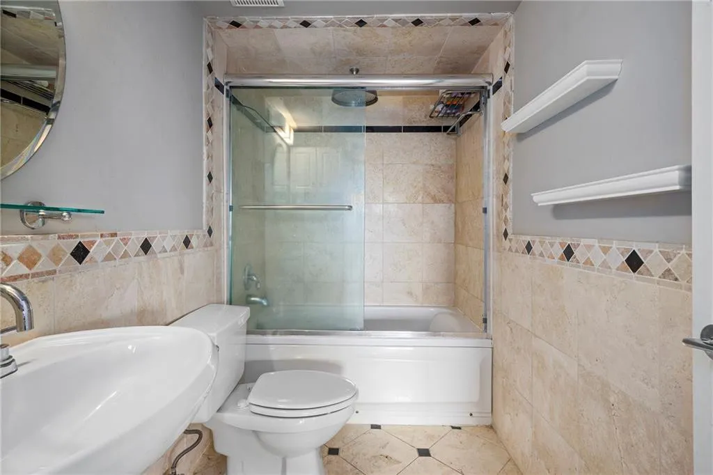 795 Hammond Drive Unit 1203, Atlanta, Georgia 30328, 1 Bedroom Bedrooms, ,1 BathroomBathrooms,Residential,Sold,795 Hammond Drive Unit 1203,6757449