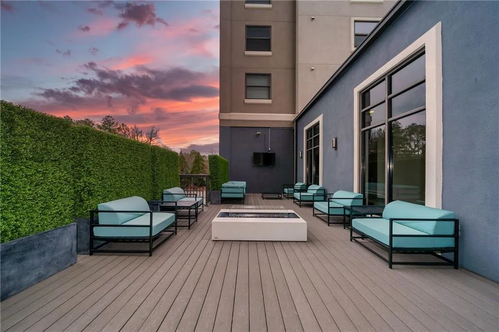 795 Hammond Drive Unit 1203, Atlanta, Georgia 30328, 1 Bedroom Bedrooms, ,1 BathroomBathrooms,Residential,Sold,795 Hammond Drive Unit 1203,6757449