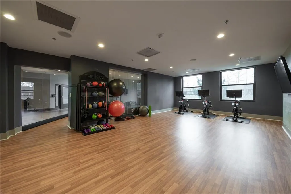 795 Hammond Drive Unit 1203, Atlanta, Georgia 30328, 1 Bedroom Bedrooms, ,1 BathroomBathrooms,Residential,Sold,795 Hammond Drive Unit 1203,6757449