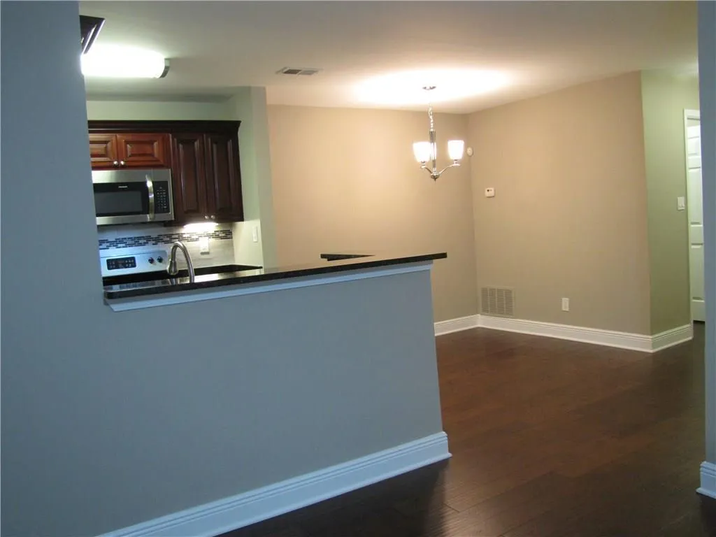 7104 Santa Fe Parkway Unit 7104, Sandy Springs, Georgia 30350, 2 Bedrooms Bedrooms, ,2 BathroomsBathrooms,Residential,Sold,7104 Santa Fe Parkway Unit 7104,6072530
