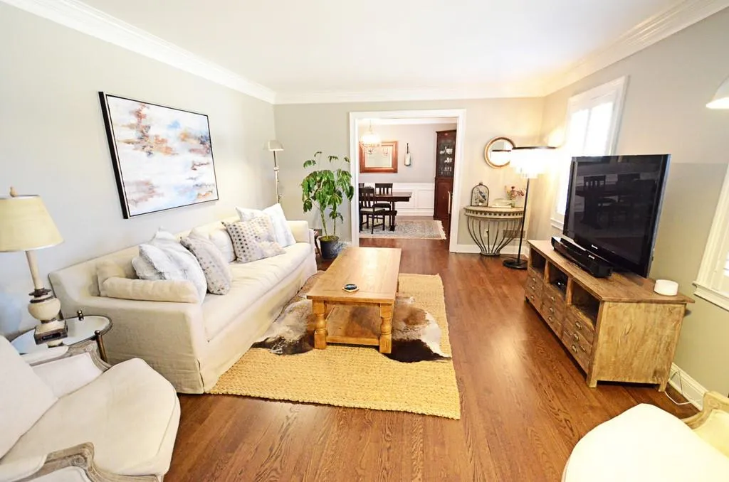 450 Glencourtney Drive, Sandy Springs, Georgia 30328, 5 Bedrooms Bedrooms, ,3 BathroomsBathrooms,Residential,Sold,450 Glencourtney Drive,6627003