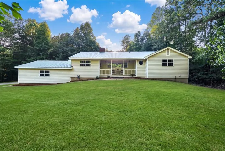 109 Lakeview Circle, Cumming, Georgia 30040