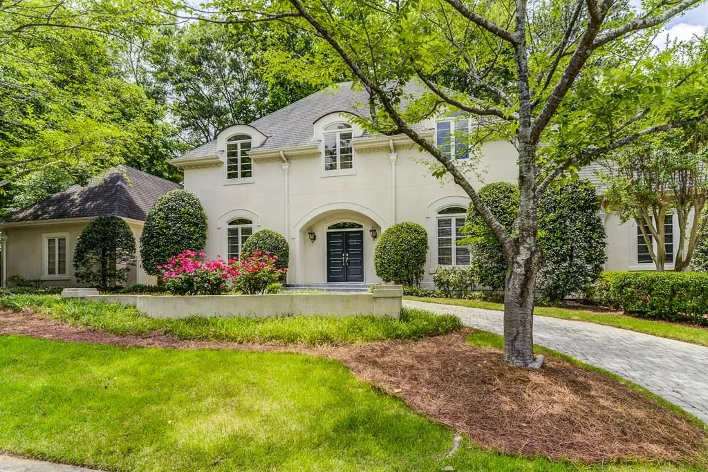723 Moores Mill Road Nw, Atlanta, Georgia 30327, 4 Bedrooms Bedrooms, ,3 BathroomsBathrooms,Residential,Sold,723 Moores Mill Road Nw,5849038