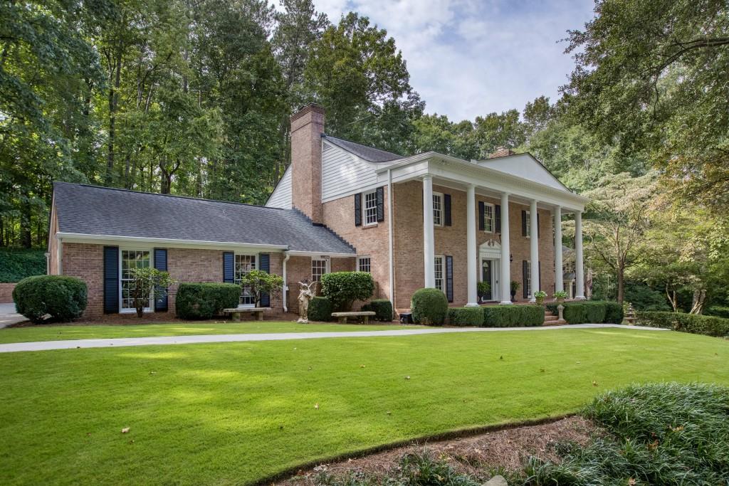 7185 Riverside Drive, Sandy Springs, Georgia 30328, 6 Bedrooms Bedrooms, ,4 BathroomsBathrooms,Residential,Sold,7185 Riverside Drive,7282861