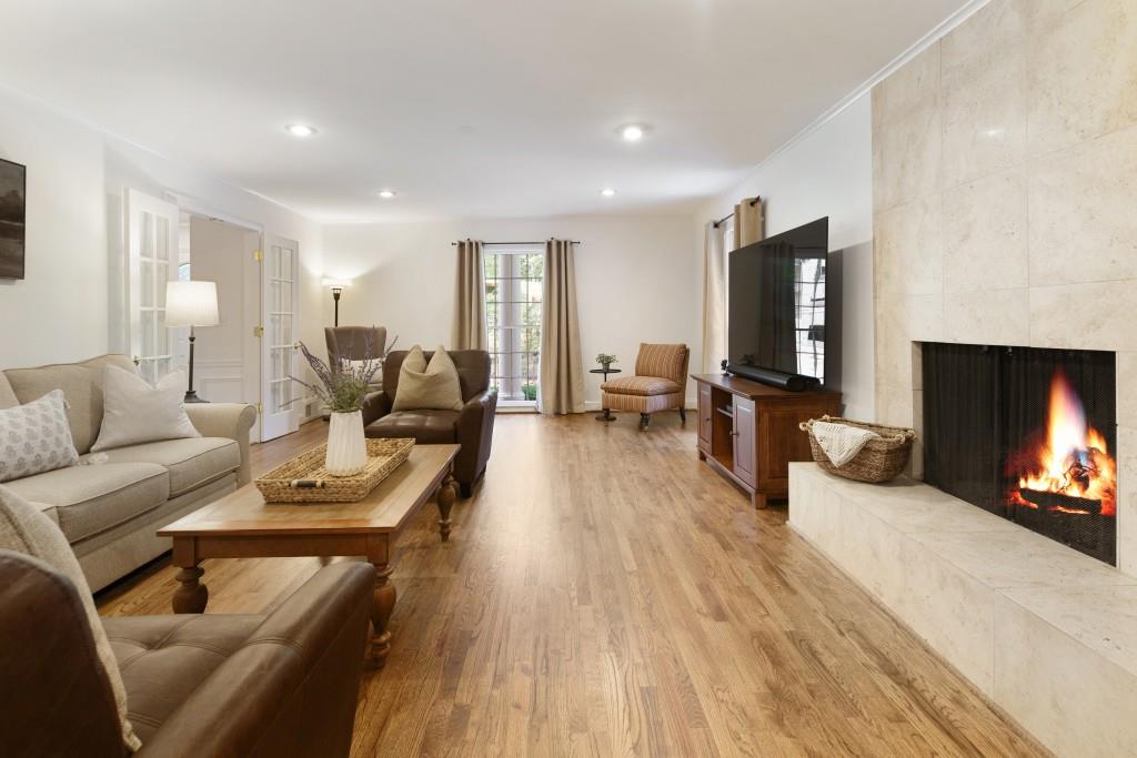 7185 Riverside Drive, Sandy Springs, Georgia 30328, 6 Bedrooms Bedrooms, ,4 BathroomsBathrooms,Residential,Sold,7185 Riverside Drive,7282861