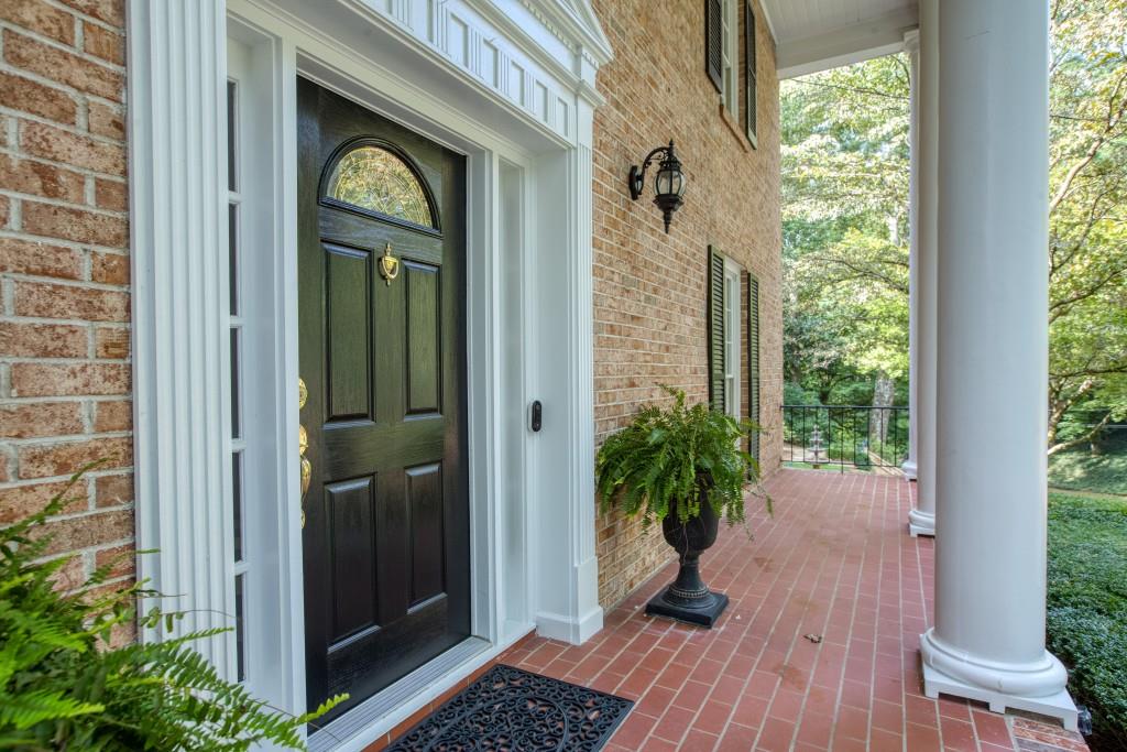 7185 Riverside Drive, Sandy Springs, Georgia 30328, 6 Bedrooms Bedrooms, ,4 BathroomsBathrooms,Residential,Sold,7185 Riverside Drive,7282861