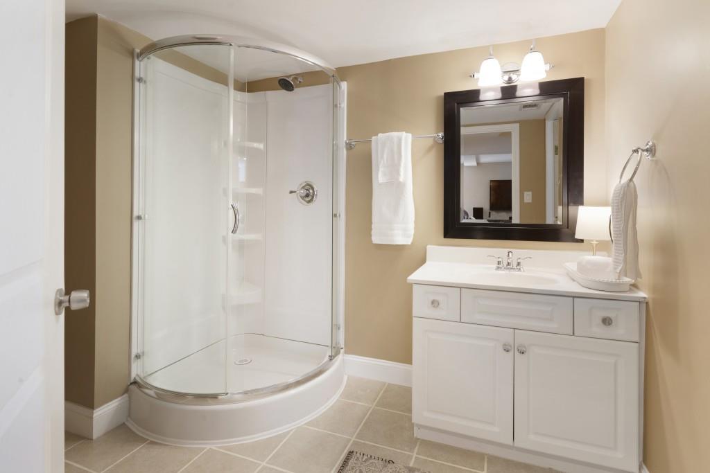 7185 Riverside Drive, Sandy Springs, Georgia 30328, 6 Bedrooms Bedrooms, ,4 BathroomsBathrooms,Residential,Sold,7185 Riverside Drive,7282861