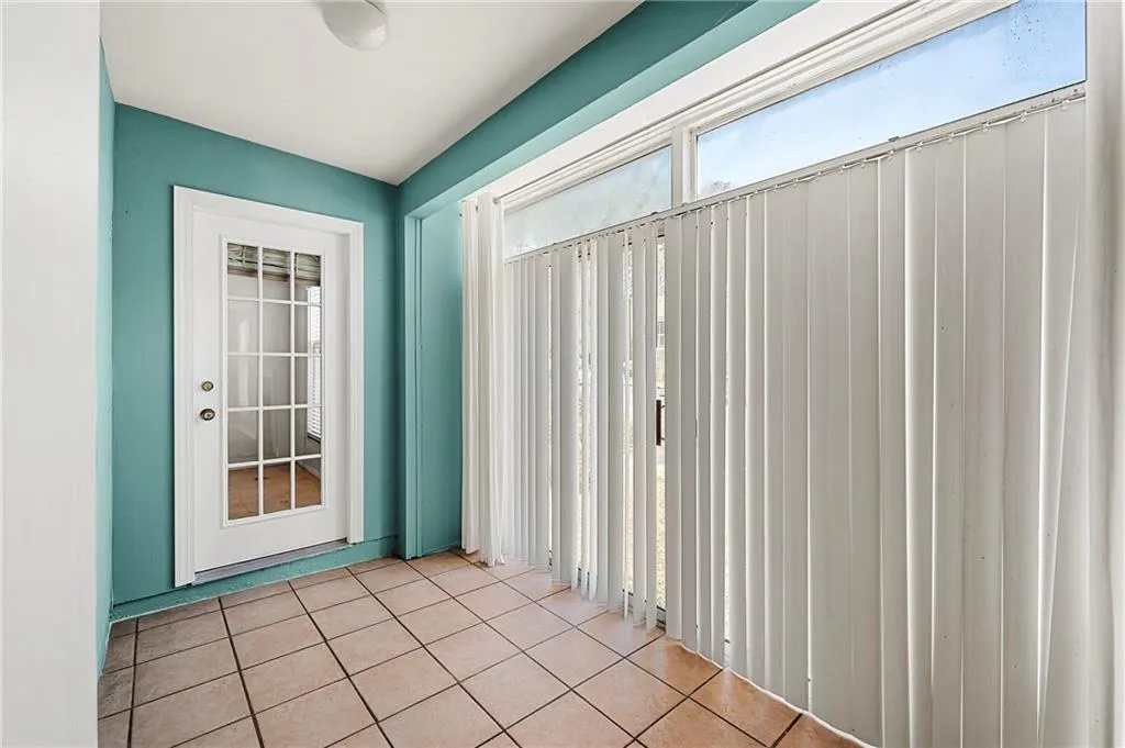 1321 Keys Lake Drive Ne, Brookhaven, Georgia 30319, 1 Bedroom Bedrooms, ,1 BathroomBathrooms,Residential,For Sale,1321 Keys Lake Drive Ne,7537765