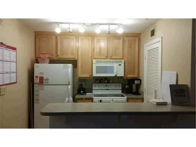 546 Granville Court Unit -, Atlanta, Georgia 30328, 1 Bedroom Bedrooms, ,1 BathroomBathrooms,Residential,Sold,546 Granville Court Unit -,5602017