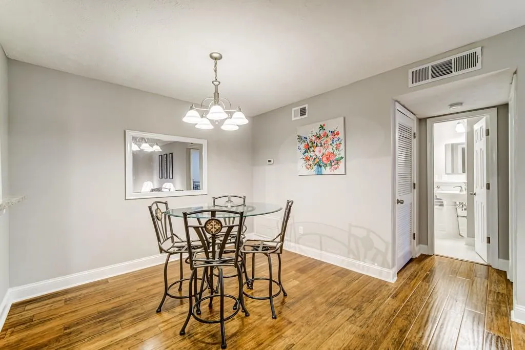 710 Woodcliff Drive, Atlanta, Georgia 30350, 1 Bedroom Bedrooms, ,1 BathroomBathrooms,Residential,Sold,710 Woodcliff Drive,6820307