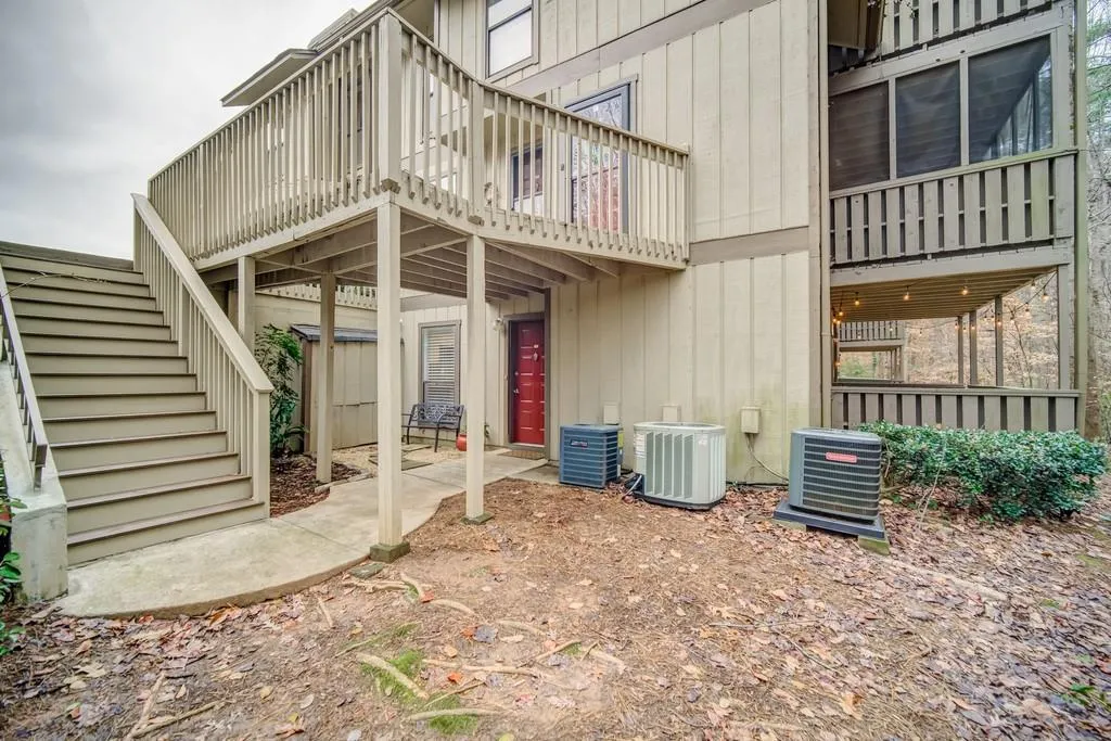 710 Woodcliff Drive, Atlanta, Georgia 30350, 1 Bedroom Bedrooms, ,1 BathroomBathrooms,Residential,Sold,710 Woodcliff Drive,6820307