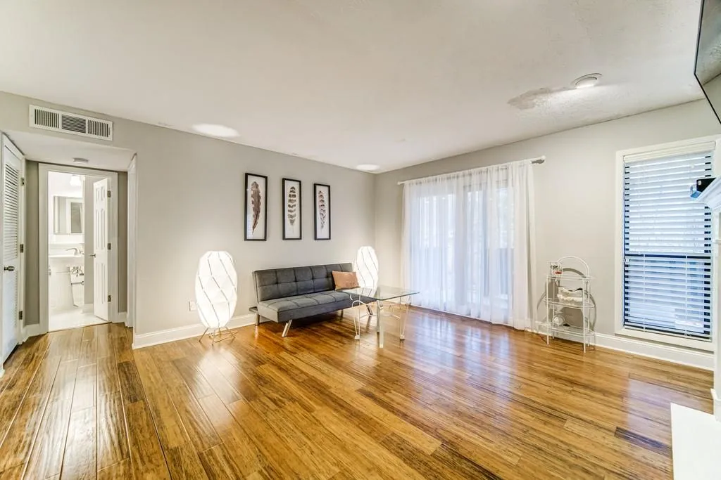 710 Woodcliff Drive, Atlanta, Georgia 30350, 1 Bedroom Bedrooms, ,1 BathroomBathrooms,Residential,Sold,710 Woodcliff Drive,6820307