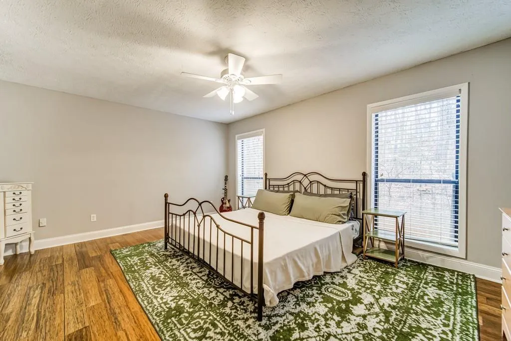 710 Woodcliff Drive, Atlanta, Georgia 30350, 1 Bedroom Bedrooms, ,1 BathroomBathrooms,Residential,Sold,710 Woodcliff Drive,6820307