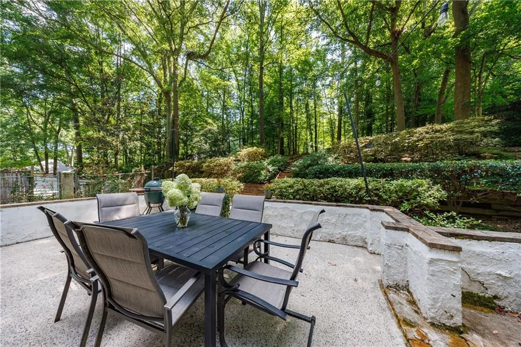 View of patio / terrace with outdoor dining area