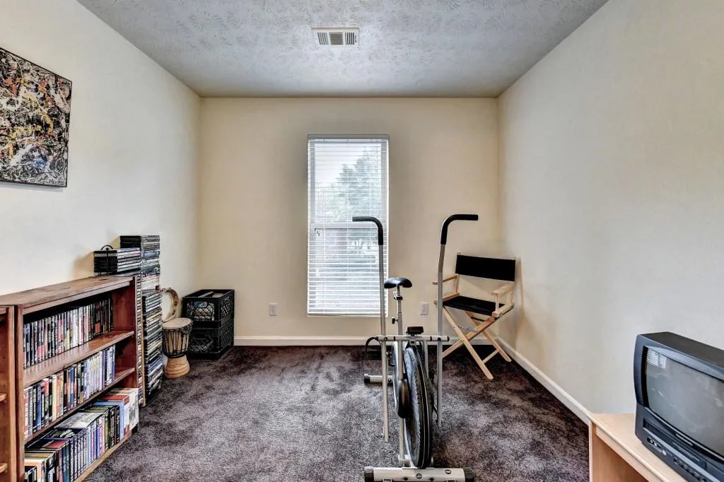 8701 Dunwoody Place Unit I, Sandy Springs, Georgia 30350, 3 Bedrooms Bedrooms, ,2 BathroomsBathrooms,Residential,Sold,8701 Dunwoody Place Unit I,7077354