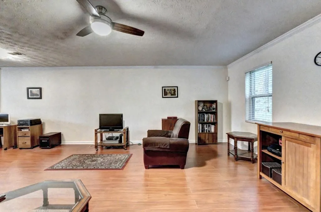8701 Dunwoody Place Unit I, Sandy Springs, Georgia 30350, 3 Bedrooms Bedrooms, ,2 BathroomsBathrooms,Residential,Sold,8701 Dunwoody Place Unit I,7077354