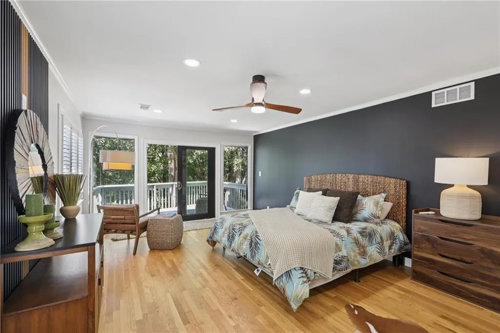 120 Huntcliff Point, Atlanta, Georgia 30350, 5 Bedrooms Bedrooms, ,4 BathroomsBathrooms,Residential,For Sale,120 Huntcliff Point,7643021