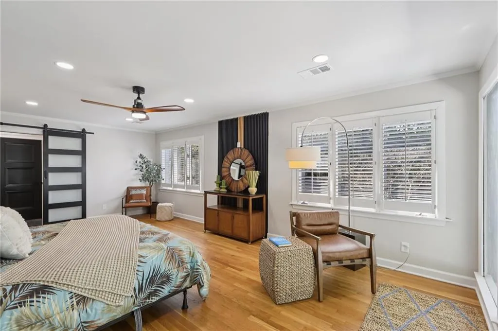 120 Huntcliff Point, Atlanta, Georgia 30350, 5 Bedrooms Bedrooms, ,4 BathroomsBathrooms,Residential,For Sale,120 Huntcliff Point,7643021