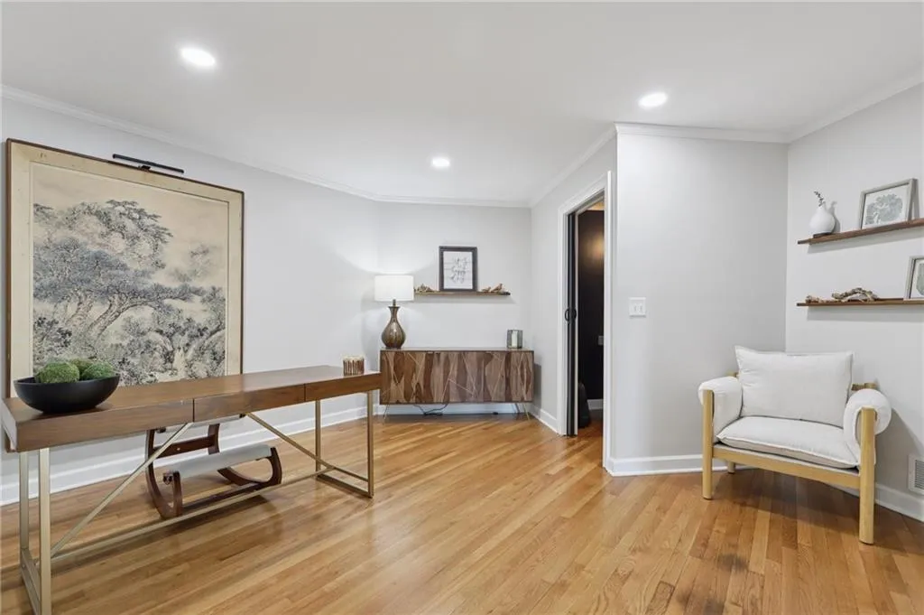 120 Huntcliff Point, Atlanta, Georgia 30350, 5 Bedrooms Bedrooms, ,4 BathroomsBathrooms,Residential,For Sale,120 Huntcliff Point,7643021