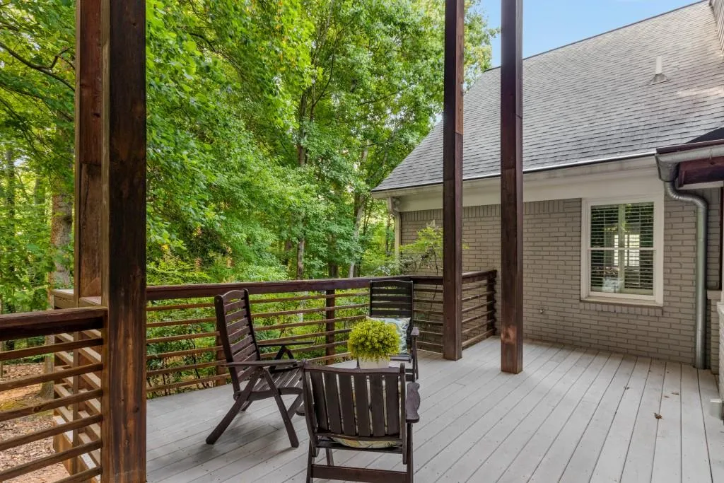 5520 Arundel Drive, Atlanta, Georgia 30327, 4 Bedrooms Bedrooms, ,3 BathroomsBathrooms,Residential,Sold,5520 Arundel Drive,7409534