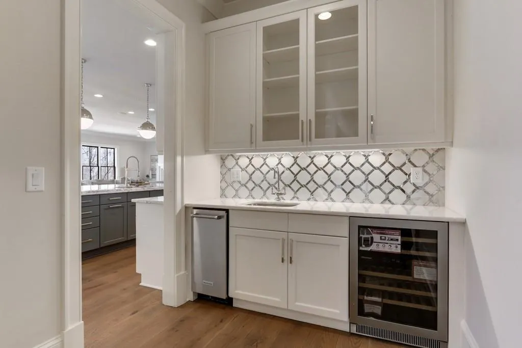 705 Bass Way, Atlanta, Georgia 30328, 5 Bedrooms Bedrooms, ,5 BathroomsBathrooms,Residential,Sold,705 Bass Way,6531845