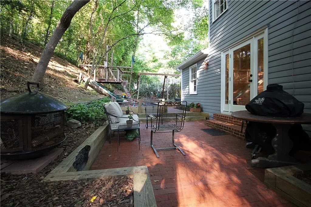 530 Forest Valley Road, Sandy Springs, Georgia 30342, 4 Bedrooms Bedrooms, ,2 BathroomsBathrooms,Residential,Sold,530 Forest Valley Road,5763912
