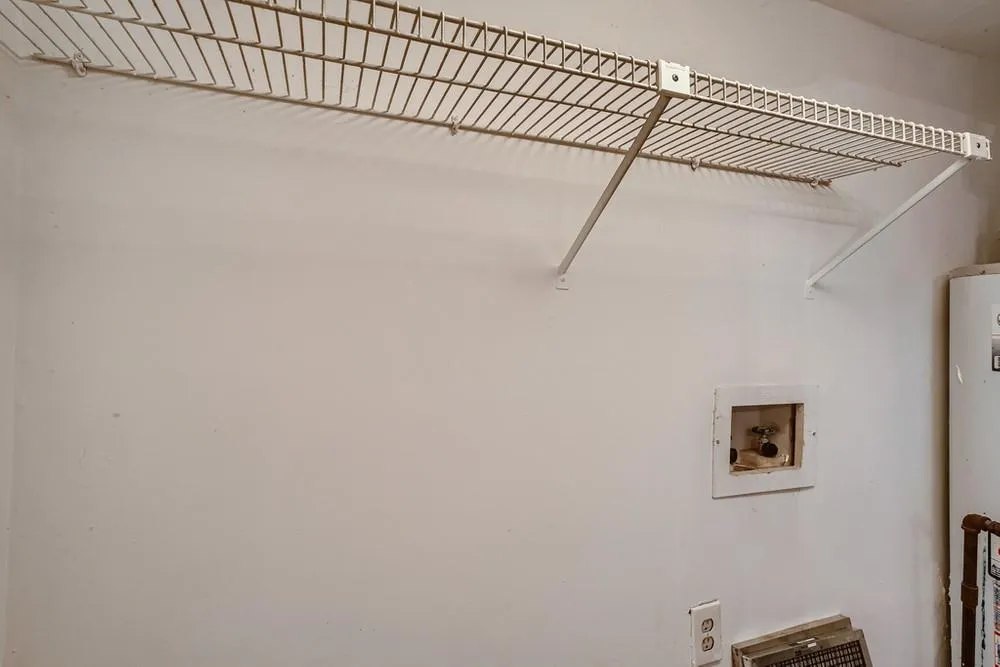 904 Garden Court, Sandy Springs, Georgia 30328, 2 Bedrooms Bedrooms, ,2 BathroomsBathrooms,Residential,Sold,904 Garden Court,6993837