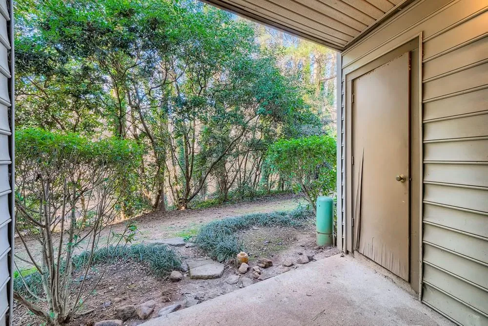 904 Garden Court, Sandy Springs, Georgia 30328, 2 Bedrooms Bedrooms, ,2 BathroomsBathrooms,Residential,Sold,904 Garden Court,6993837