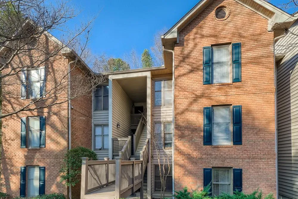 904 Garden Court, Sandy Springs, Georgia 30328, 2 Bedrooms Bedrooms, ,2 BathroomsBathrooms,Residential,Sold,904 Garden Court,6993837