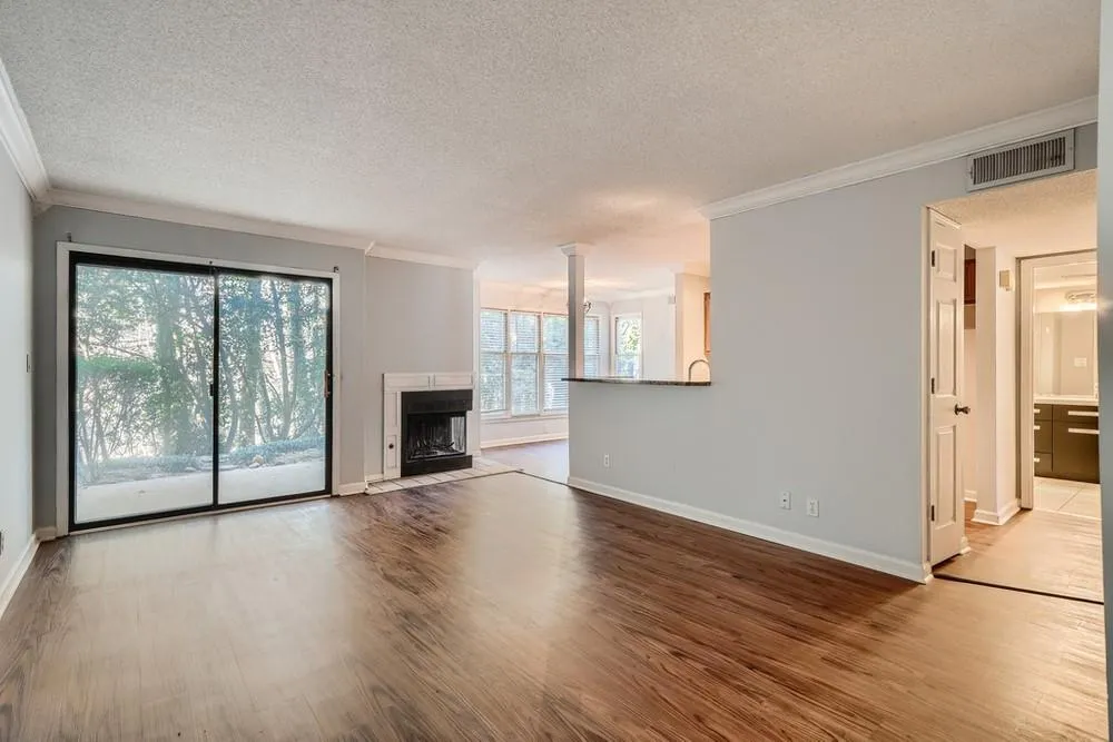 904 Garden Court, Sandy Springs, Georgia 30328, 2 Bedrooms Bedrooms, ,2 BathroomsBathrooms,Residential,Sold,904 Garden Court,6993837