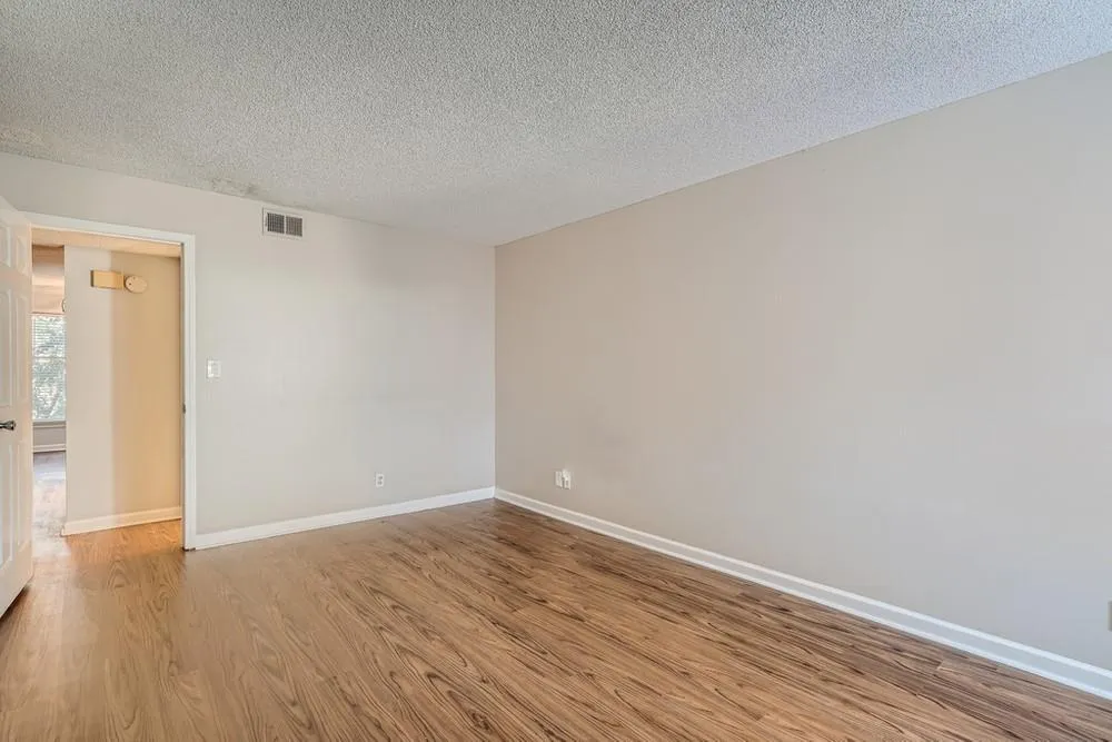 904 Garden Court, Sandy Springs, Georgia 30328, 2 Bedrooms Bedrooms, ,2 BathroomsBathrooms,Residential,Sold,904 Garden Court,6993837