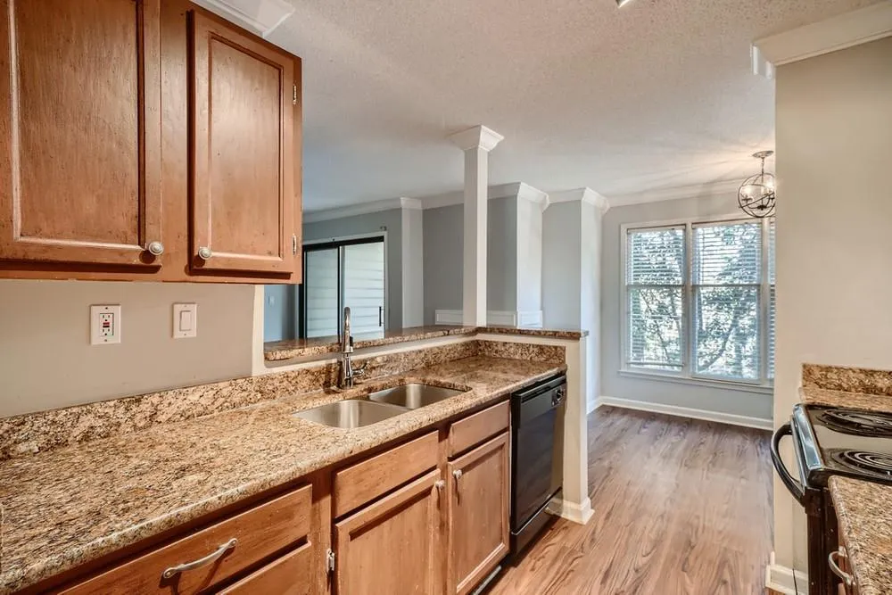 904 Garden Court, Sandy Springs, Georgia 30328, 2 Bedrooms Bedrooms, ,2 BathroomsBathrooms,Residential,Sold,904 Garden Court,6993837