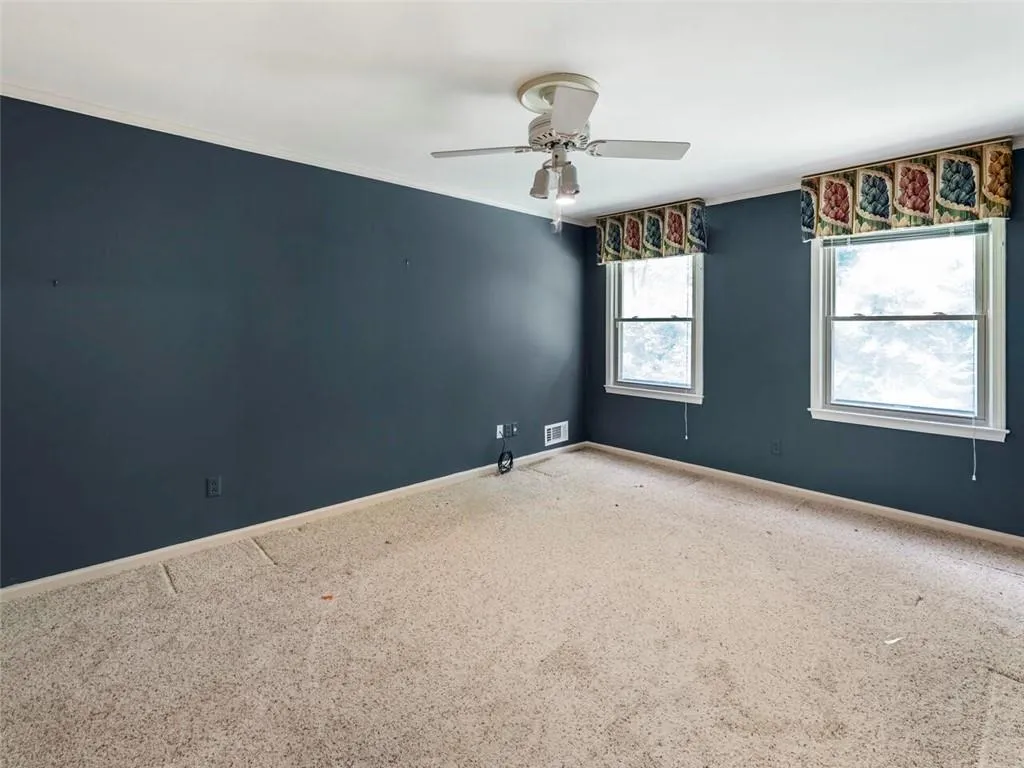 6020 Weatherly Drive, Sandy Springs, Georgia 30328, 4 Bedrooms Bedrooms, ,3 BathroomsBathrooms,Residential,Sold,6020 Weatherly Drive,6914483