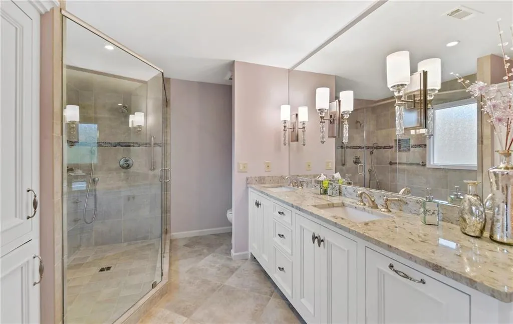 570 Wyncourtney Drive, Sandy Springs, Georgia 30328, 4 Bedrooms Bedrooms, ,3 BathroomsBathrooms,Residential,Sold,570 Wyncourtney Drive,6807363