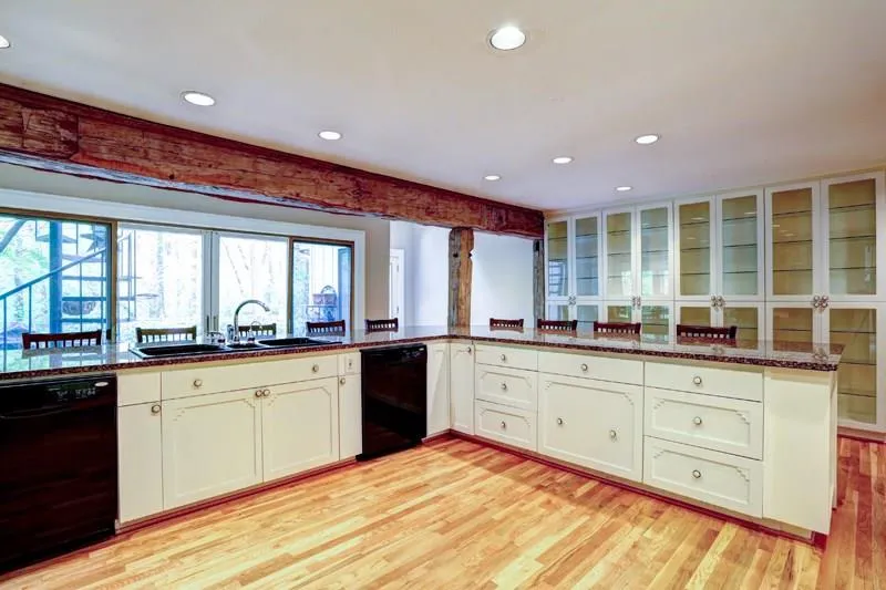 205 River North Court, Atlanta, Georgia 30328, 4 Bedrooms Bedrooms, ,3 BathroomsBathrooms,Residential,Sold,205 River North Court,5500988