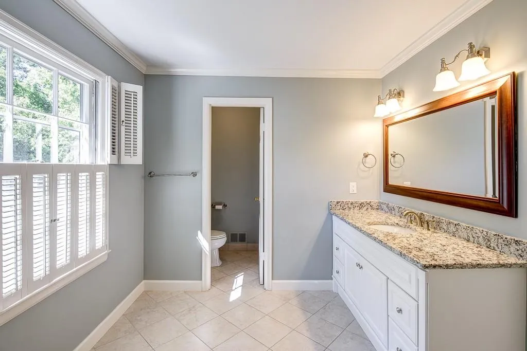 3165 Spalding Drive, Sandy Springs, Georgia 30350, 5 Bedrooms Bedrooms, ,3 BathroomsBathrooms,Residential,Sold,3165 Spalding Drive,5762993