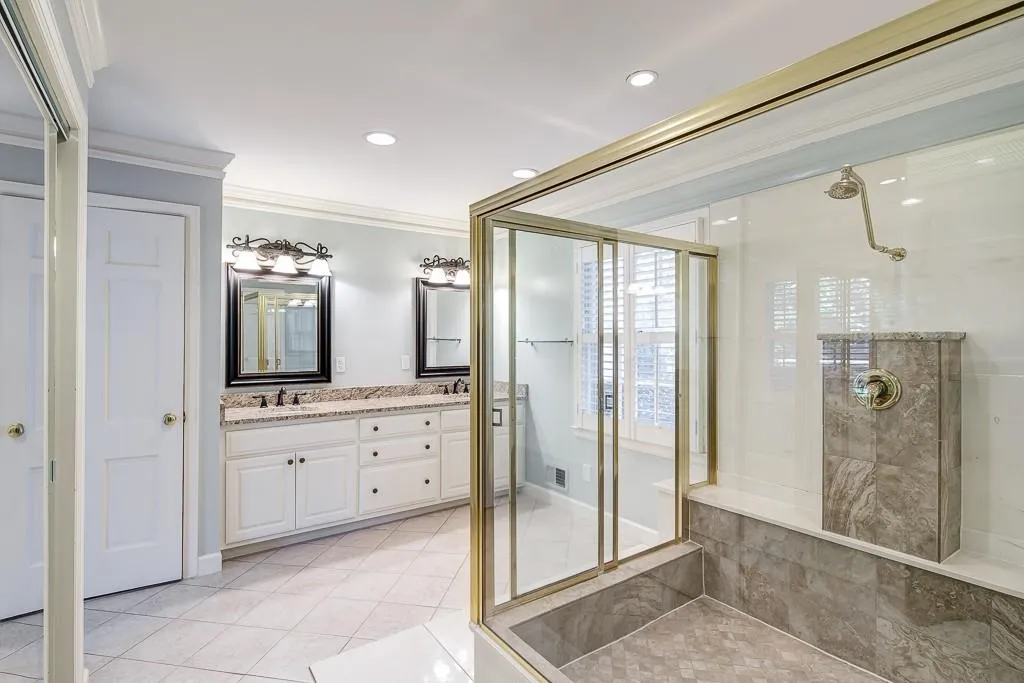 3165 Spalding Drive, Sandy Springs, Georgia 30350, 5 Bedrooms Bedrooms, ,3 BathroomsBathrooms,Residential,Sold,3165 Spalding Drive,5762993