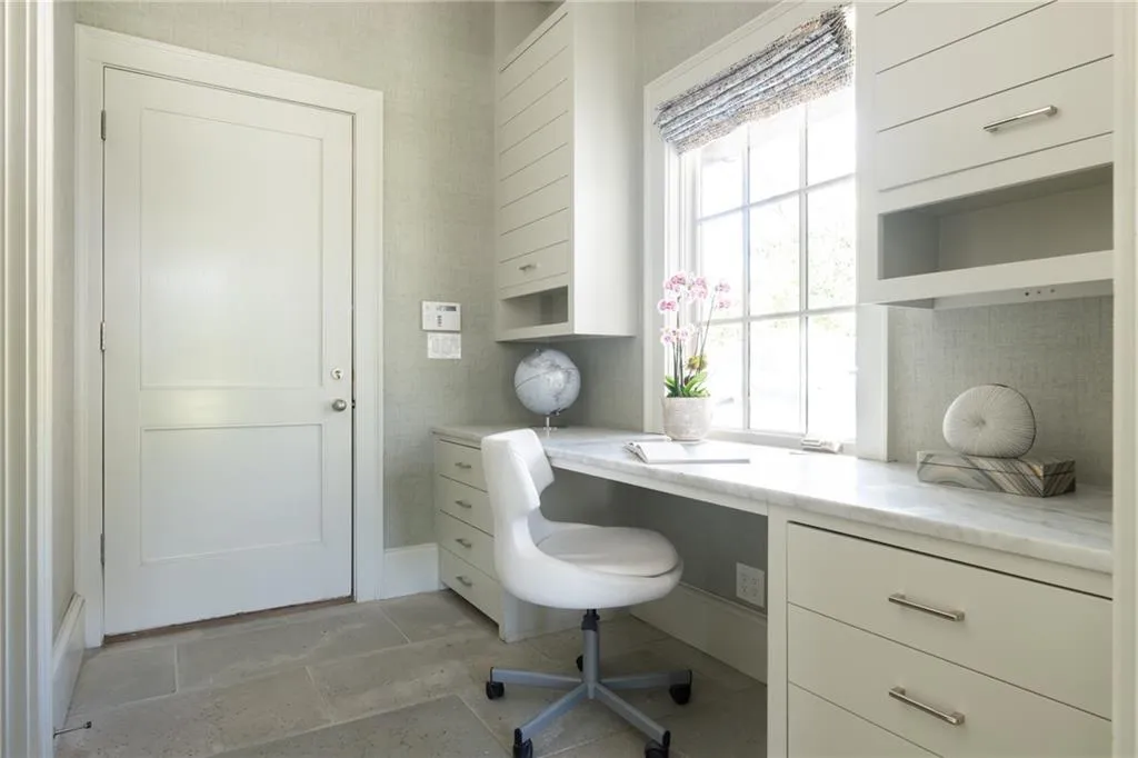 5495 Mount Vernon Parkway, Atlanta, Georgia 30327, 6 Bedrooms Bedrooms, ,6 BathroomsBathrooms,Residential,Sold,5495 Mount Vernon Parkway,7549088