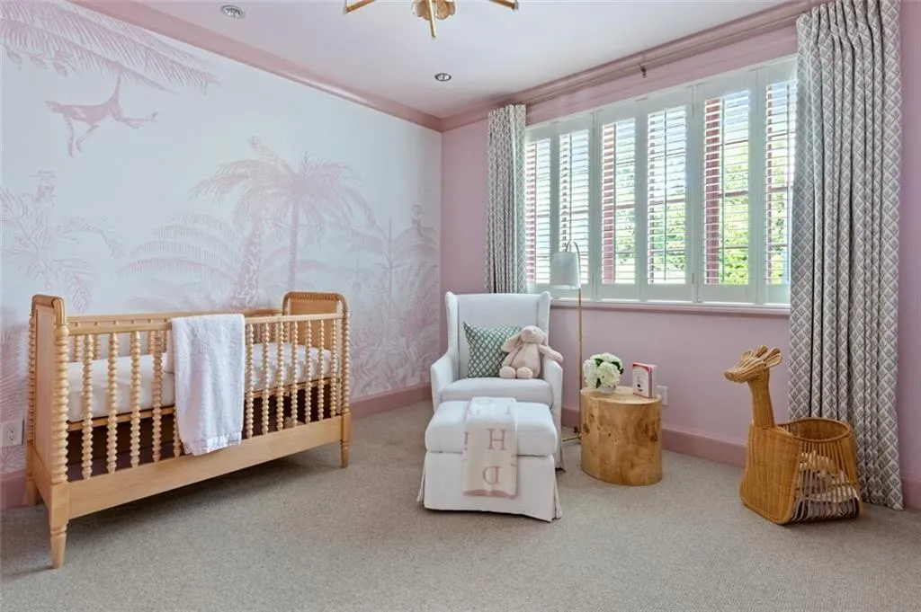 5495 Mount Vernon Parkway, Atlanta, Georgia 30327, 6 Bedrooms Bedrooms, ,6 BathroomsBathrooms,Residential,Sold,5495 Mount Vernon Parkway,7549088