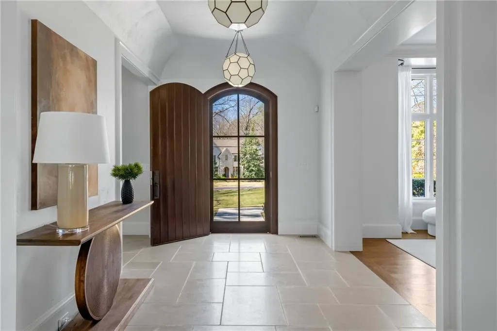 5495 Mount Vernon Parkway, Atlanta, Georgia 30327, 6 Bedrooms Bedrooms, ,6 BathroomsBathrooms,Residential,Sold,5495 Mount Vernon Parkway,7549088