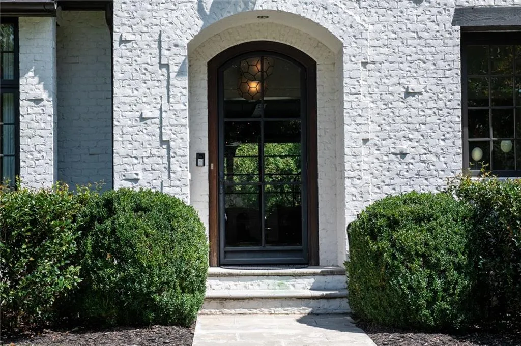 5495 Mount Vernon Parkway, Atlanta, Georgia 30327, 6 Bedrooms Bedrooms, ,6 BathroomsBathrooms,Residential,Sold,5495 Mount Vernon Parkway,7549088