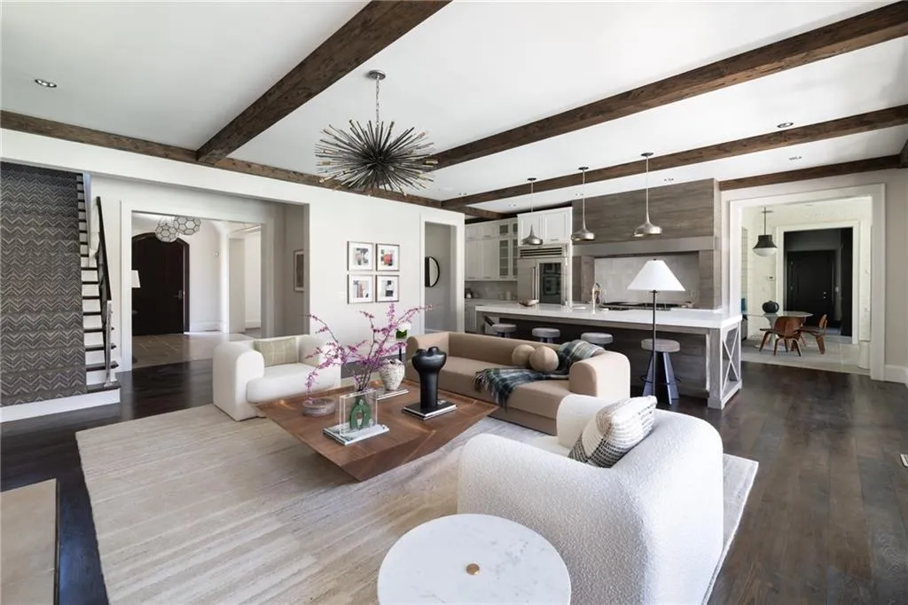 5495 Mount Vernon Parkway, Atlanta, Georgia 30327, 6 Bedrooms Bedrooms, ,6 BathroomsBathrooms,Residential,Sold,5495 Mount Vernon Parkway,7549088