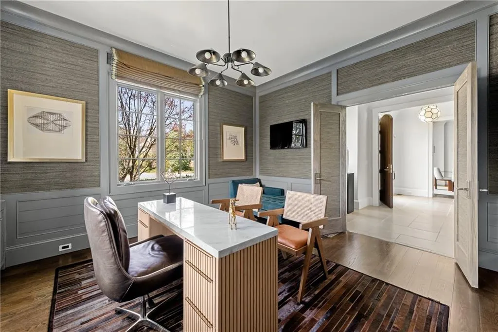 5495 Mount Vernon Parkway, Atlanta, Georgia 30327, 6 Bedrooms Bedrooms, ,6 BathroomsBathrooms,Residential,Sold,5495 Mount Vernon Parkway,7549088
