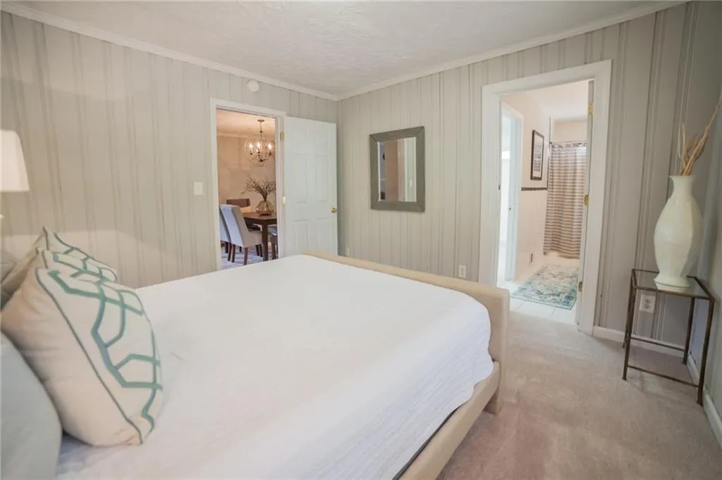 6075 Harleston Road, Atlanta, Georgia 30328, 3 Bedrooms Bedrooms, ,2 BathroomsBathrooms,Residential,Sold,6075 Harleston Road,6549968
