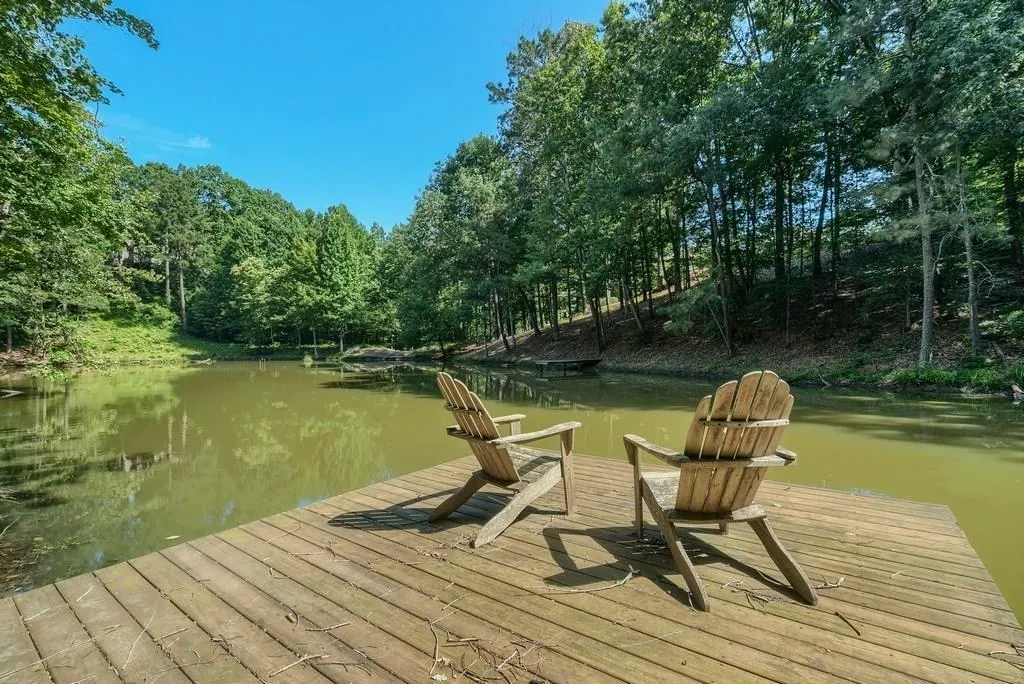 9065 Huntcliff Trace, Sandy Springs, Georgia 30350, 6 Bedrooms Bedrooms, ,5 BathroomsBathrooms,Residential,Sold,9065 Huntcliff Trace,6052912