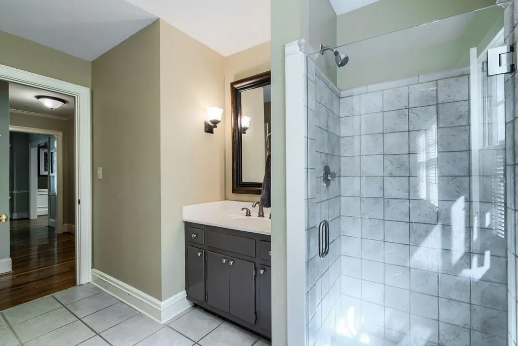 9065 Huntcliff Trace, Sandy Springs, Georgia 30350, 6 Bedrooms Bedrooms, ,5 BathroomsBathrooms,Residential,Sold,9065 Huntcliff Trace,6052912