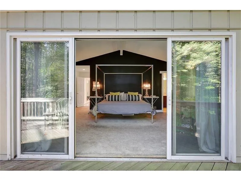 6270 River Overlook Drive Nw, Atlanta, Georgia 30328, 5 Bedrooms Bedrooms, ,4 BathroomsBathrooms,Residential,Sold,6270 River Overlook Drive Nw,5716438