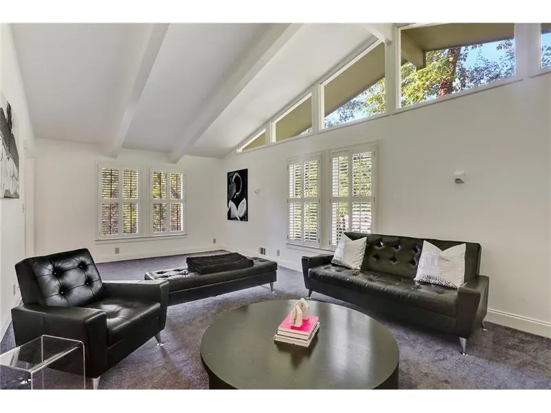 6270 River Overlook Drive Nw, Atlanta, Georgia 30328, 5 Bedrooms Bedrooms, ,4 BathroomsBathrooms,Residential,Sold,6270 River Overlook Drive Nw,5716438